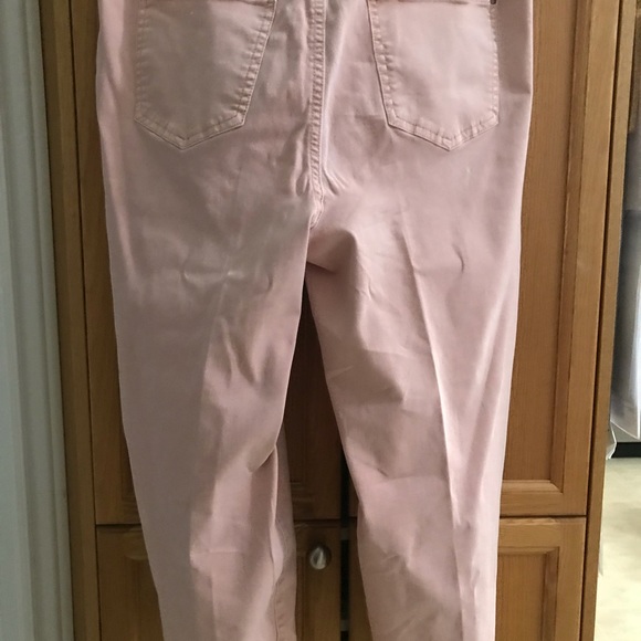 Ladies Jeans - Picture 3 of 5